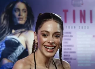La cantante argentina Tini Stoessel enfrenta disputa con su padre por manejo de su patrimonio