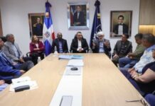 SNS y sociedades médicas acuerdan reforzar acciones para reducir mortalidad materna y neonatal